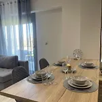 Pearl Luxury * Paralia Dionysiou