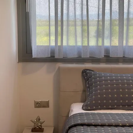 Pearl Luxury Παραλία Διονυσίου